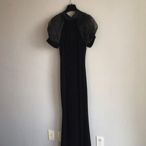 Gorgeous, floor length Badgley Mischka gown